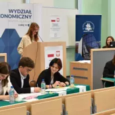 FINAL OF THE OXFORD DEBATE TOURNAMENT